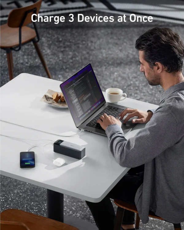 Anker - 737 Power Bank (PowerCore 24K)