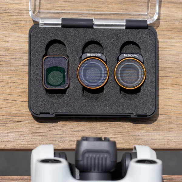 mini-3-pro-fx-lifestyle-1_640x640_crop_center.jpg PolarPro - Mini 3 Pro FX 3-Pack (Bluemorphic/Goldmorphic/Mist)