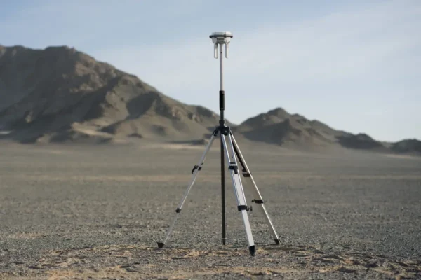 b69493503bf0e18f72bb73fd24ef45b3@large D-RTK 3 Survey Pole and Tripod Kit
