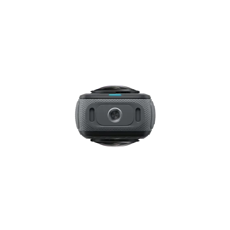 Insta360 X4